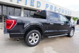 Ford F-150 2022 4x2 XL 4dr SuperCrew 5.5 ft. SB