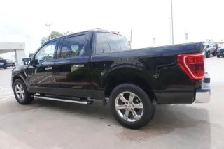 Ford F-150 2022 4x2 XL 4dr SuperCrew 5.5 ft. SB