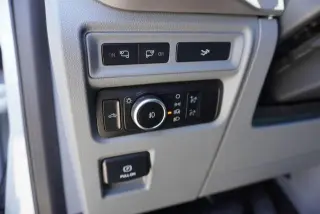 Ford F-150 2023 4x2 XL 4dr SuperCrew 5.5 ft. SB