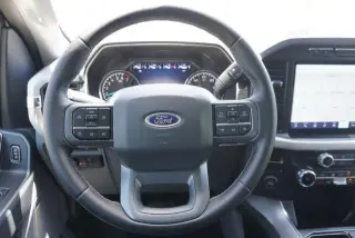 Ford F-150 2023 4x2 XL 4dr SuperCrew 5.5 ft. SB