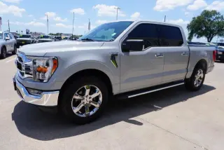 Ford F-150 2023 4x2 XL 4dr SuperCrew 5.5 ft. SB