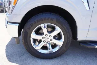 Ford F-150 2023 4x2 XL 4dr SuperCrew 5.5 ft. SB