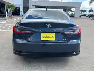 Toyota Camry 2025 SE 4dr Sedan