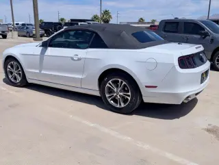Ford Mustang 2014 V6 2dr Convertible