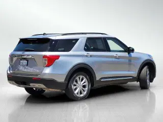 Ford Explorer 2023 AWD XLT 4dr SUV
