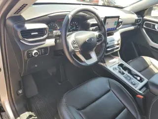 Ford Explorer 2023 AWD XLT 4dr SUV