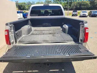 Ford F-250 Super Duty 2011 4x2 XL 4dr Crew Cab 6.8 ft. SB Pickup