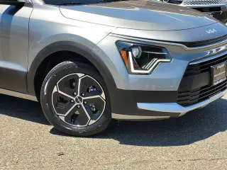 Kia Niro 2024 LX 4dr Crossover