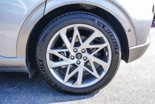 Genesis GV60 2023 AWD Advanced 4dr SUV