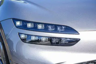 Genesis GV60 2023 AWD Advanced 4dr SUV