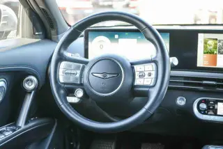 Genesis GV60 2023 AWD Advanced 4dr SUV