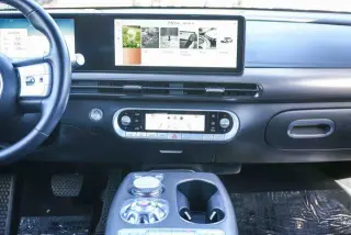 Genesis GV60 2023 AWD Advanced 4dr SUV