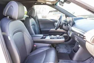 Genesis GV60 2023 AWD Advanced 4dr SUV