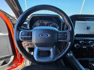 Ford F-150 2023 4x4 XL 4dr SuperCrew 5.5 ft. SB