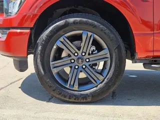 Ford F-150 2023 4x4 XL 4dr SuperCrew 5.5 ft. SB