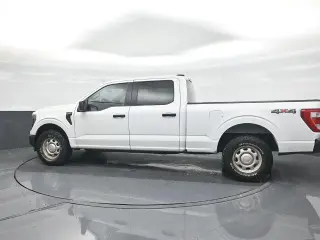 Ford F-150 2023 4x4 XL 4dr SuperCrew 5.5 ft. SB