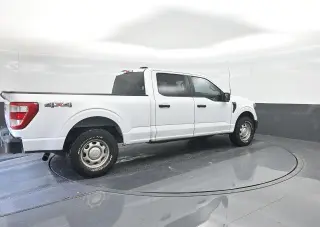 Ford F-150 2023 4x4 XL 4dr SuperCrew 5.5 ft. SB