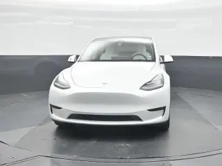 Tesla Model Y 2022 AWD Long Range 4dr Crossover