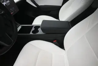 Tesla Model Y 2022 AWD Long Range 4dr Crossover