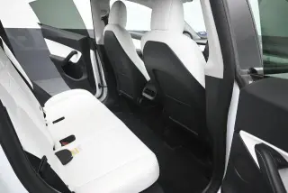 Tesla Model Y 2022 AWD Long Range 4dr Crossover