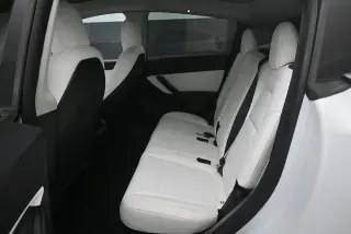 Tesla Model Y 2022 AWD Long Range 4dr Crossover
