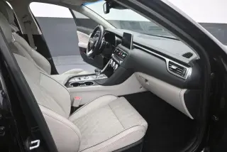 Genesis G70 2019 AWD 2.0T Advanced 4dr Sedan