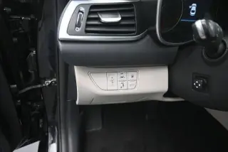 Genesis G70 2019 AWD 2.0T Advanced 4dr Sedan