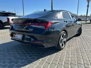 Hyundai ELANTRA Hybrid 2023 Limited 4dr Sedan