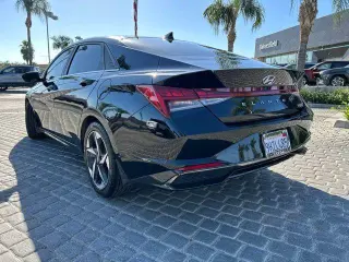 Hyundai ELANTRA Hybrid 2023 Limited 4dr Sedan