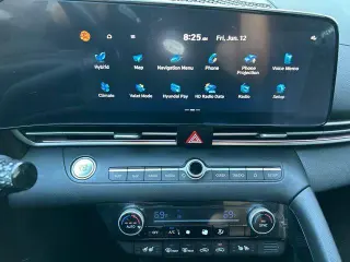 Hyundai ELANTRA Hybrid 2023 Limited 4dr Sedan