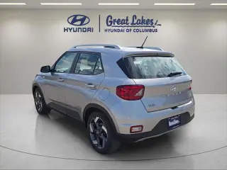 Hyundai VENUE 2023 SEL 4dr Crossover