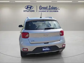 Hyundai VENUE 2023 SEL 4dr Crossover