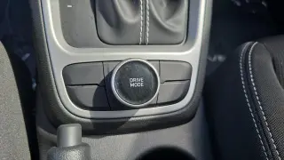Hyundai VENUE 2023 SEL 4dr Crossover