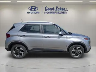 Hyundai VENUE 2023 SEL 4dr Crossover