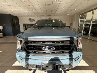 Ford F-150 2023 4x4 XL 4dr SuperCrew 5.5 ft. SB