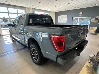 Ford F-150 2023 4x4 XL 4dr SuperCrew 5.5 ft. SB