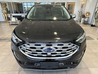 Ford Edge 2022 AWD Titanium 4dr Crossover