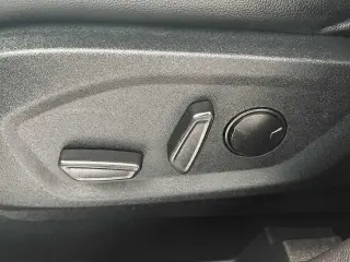 Ford Edge 2022 AWD Titanium 4dr Crossover