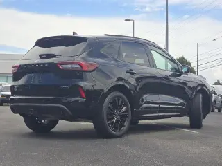 Ford Escape 2023 AWD ST-Line Elite 4dr SUV