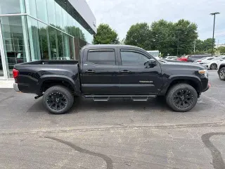 Toyota Tacoma 2020 4x2 SR5 4dr Double Cab 5.0 ft SB