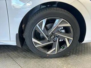 Hyundai ELANTRA Hybrid 2025 SEL Sport 4dr Sedan
