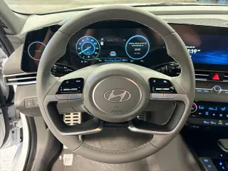 Hyundai ELANTRA Hybrid 2025 SEL Sport 4dr Sedan