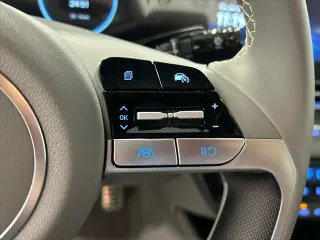 Hyundai ELANTRA Hybrid 2025 SEL Sport 4dr Sedan
