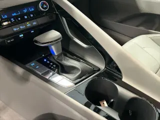 Hyundai ELANTRA Hybrid 2025 SEL Sport 4dr Sedan