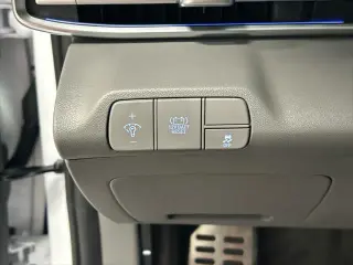 Hyundai ELANTRA Hybrid 2025 SEL Sport 4dr Sedan