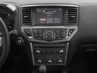 Nissan Pathfinder 2017 S 4dr SUV