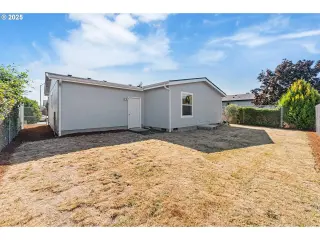 Propiedad en alquiler con 2 habitaciones y 2 baños en Salem