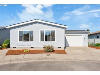 Propiedad en alquiler con 2 habitaciones y 2 baños en Salem