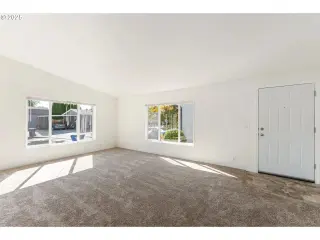 Propiedad en alquiler con 2 habitaciones y 2 baños en Salem