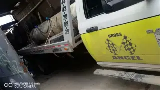 GRÚAS ANGEL SANTOYO
